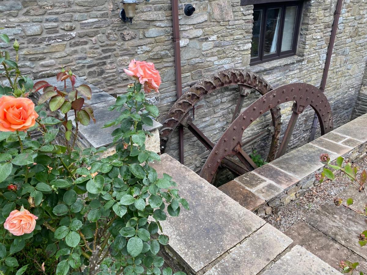 Trebarried Mill Villa Brecon Eksteriør billede