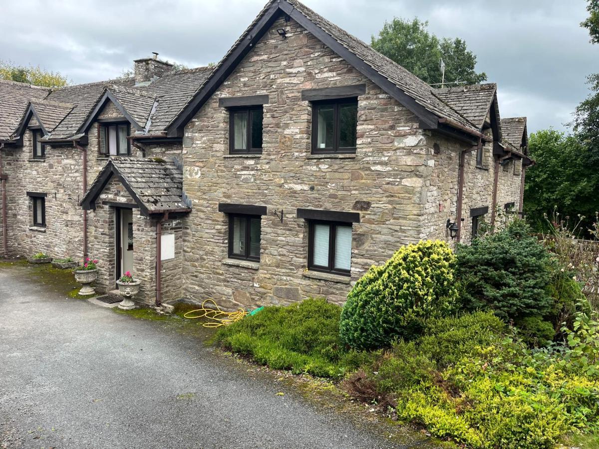 Trebarried Mill Villa Brecon Eksteriør billede